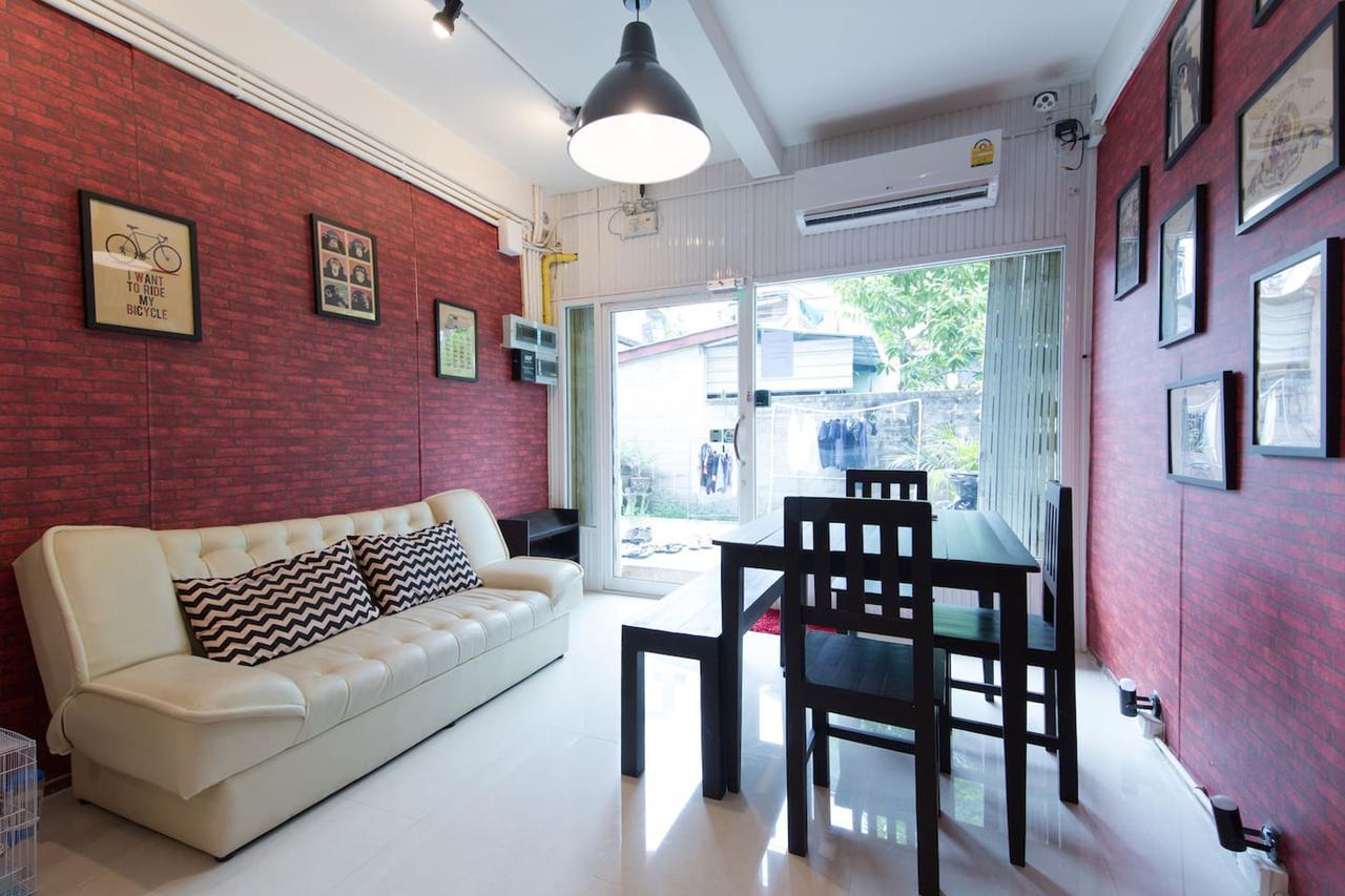 Mana Hostel Bangkok Dış mekan fotoğraf